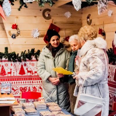 Intalnire Cu O Carte 24