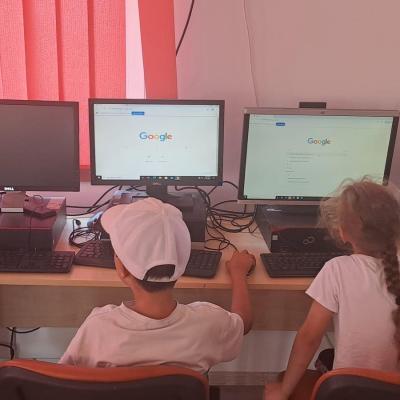 Click Pe Romania August 2025 6